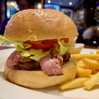 Bacon cheese burger (EL TORO Steakhouse and Churrascaria | Sukhumvit Road)