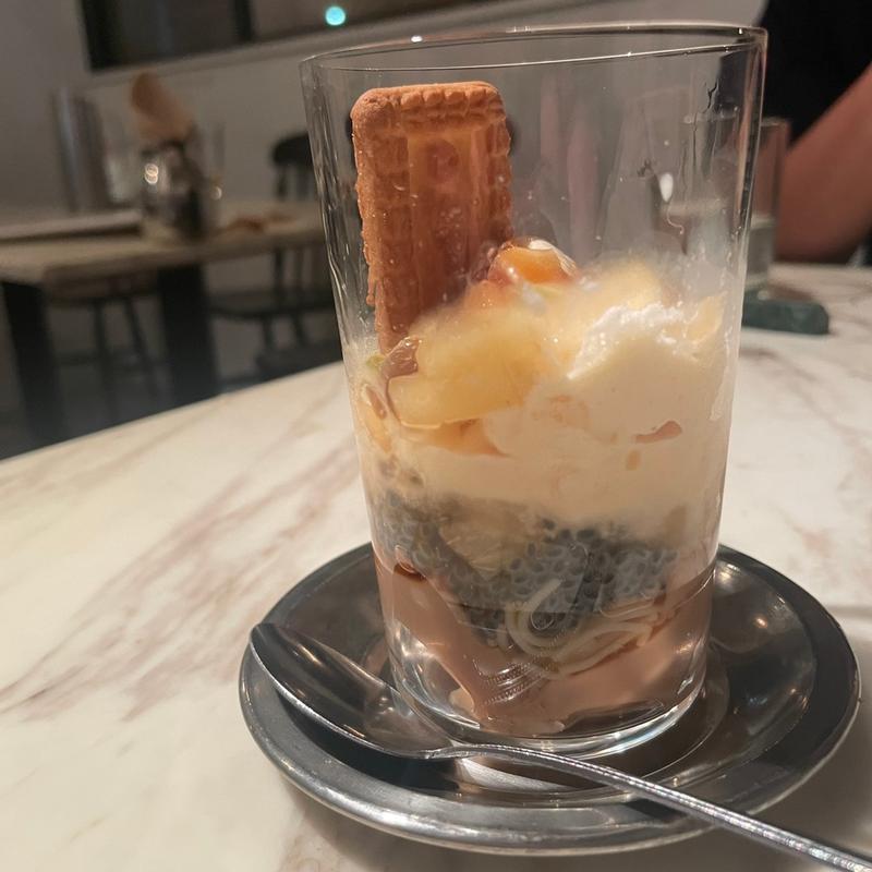 ファルーダ(三燈舎)