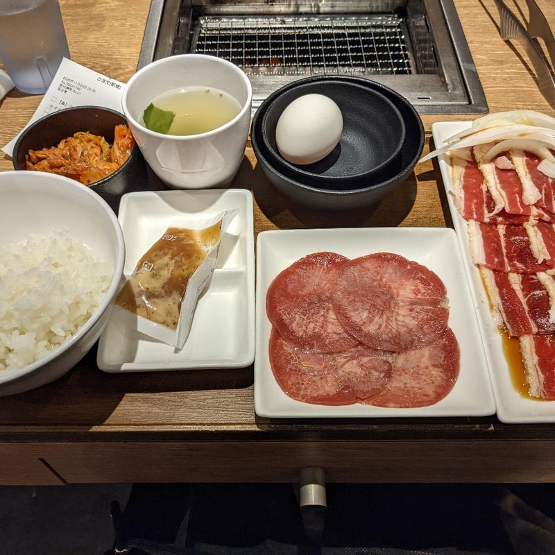 牛すき焼肉セット(焼肉ライク 神保町店)