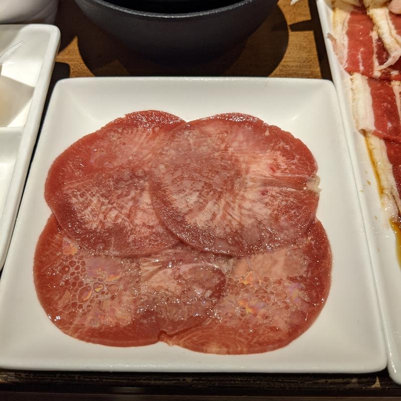 牛タン 4枚(焼肉ライク 神保町店)