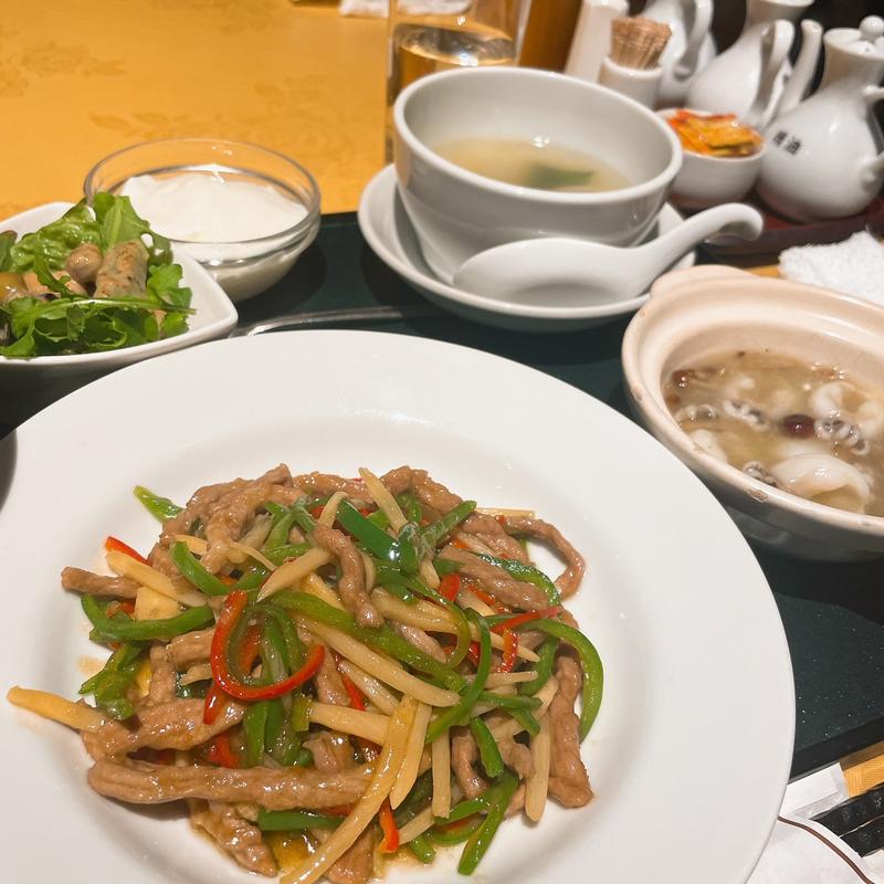 青椒肉絲(新世界菜館 （シンセカイサイカン）)