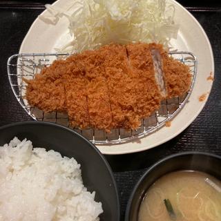 ロースカツ定食(とんかつ・六九)