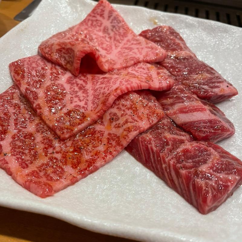 ハラミ・ロース定食(焼肉成)