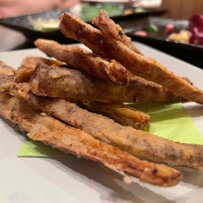 ごぼう七味揚げ(男前料理と五島列島直送の魚　神保町 無花果ichijiku )