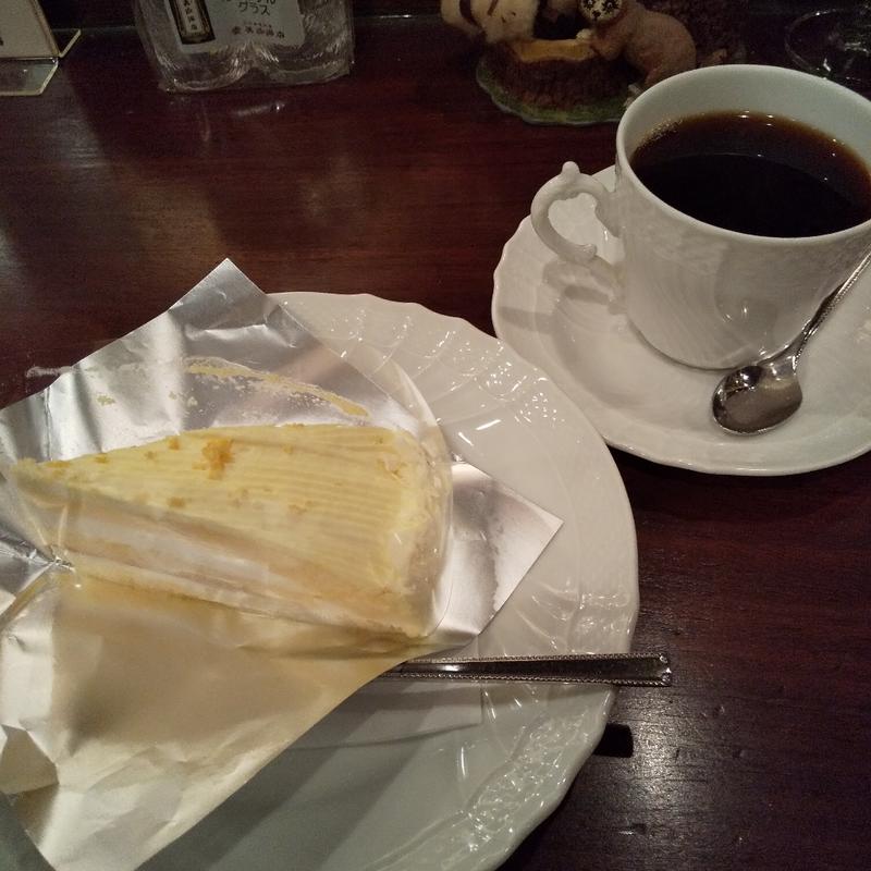 瀬戸内レモンケーキ(壹眞珈琲店 神保町店 （一真 壹真 カヅマコーヒーテン）)