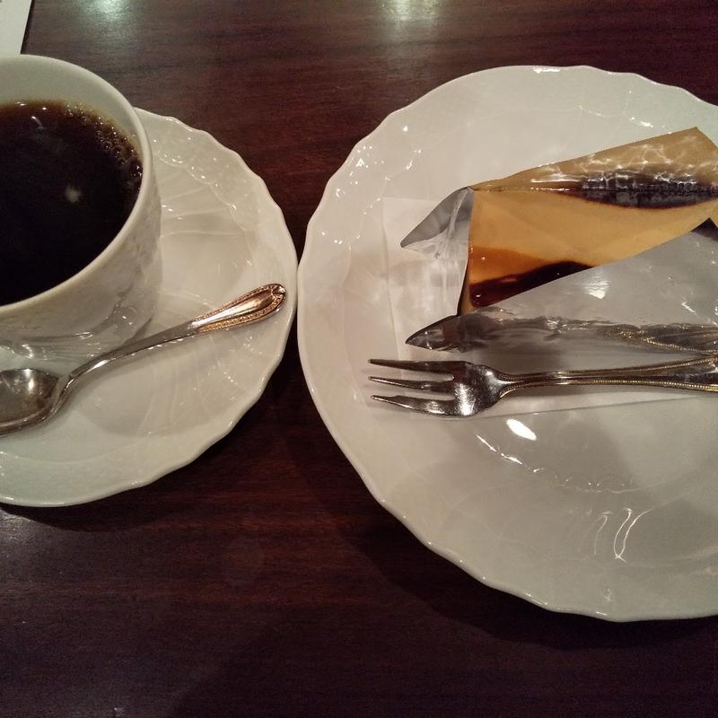 キャラメルポワール(壹眞珈琲店 神保町店 （一真 壹真 カヅマコーヒーテン）)
