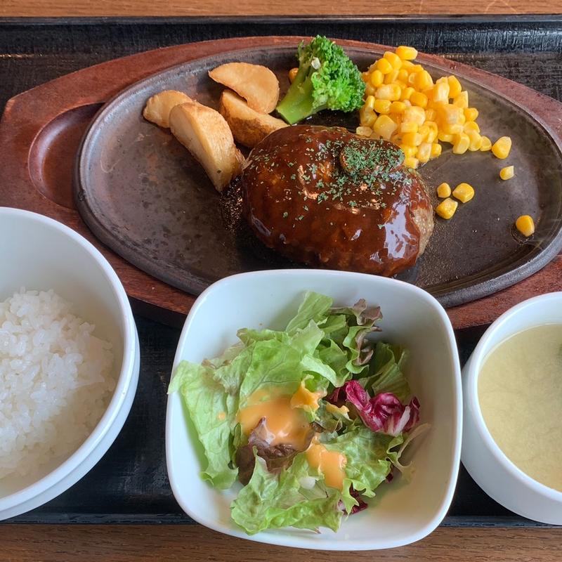 ビーフハンバーグランチ(だん家 新宿ＮＳビル店)