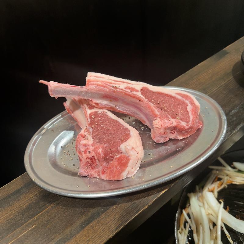 ラムチョップ 100g(ジンギスカン酒場 山田屋)