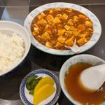 マーボー豆腐定食(味楽天)