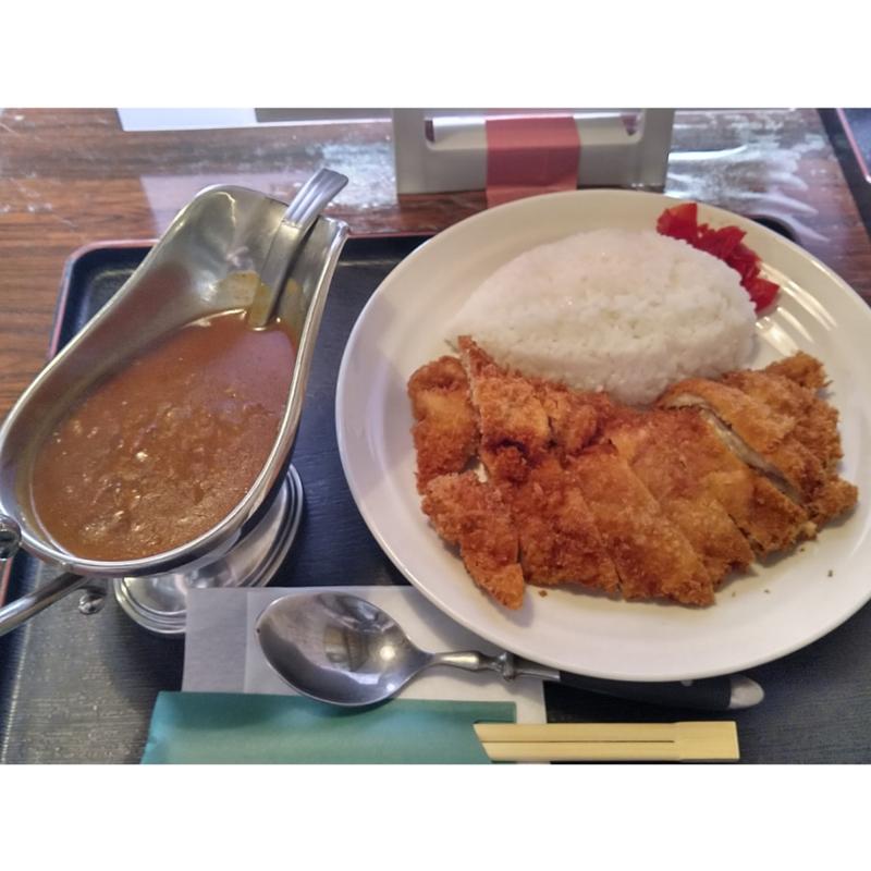 鳥かつカレー(和風レストラン　鯉之舘 )