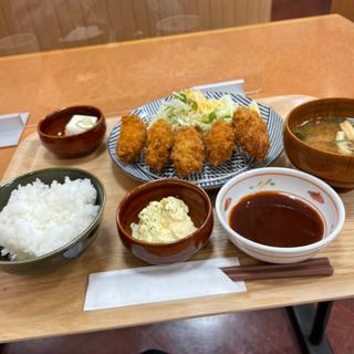 カキフライ定食(宮本むなし 西元町店 )