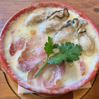 釜焼きチーズパスタ牡蠣とグリルベーコン(ジョリーパスタ 旭川永山店)