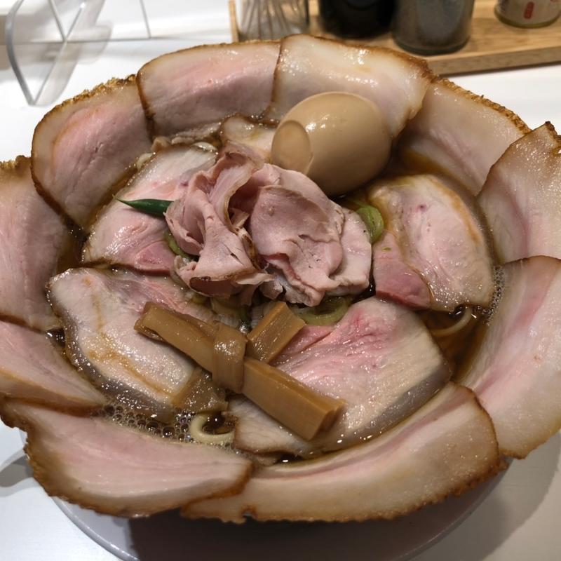 あっさりバラ煮干そば+味玉(中華そば ひらこ屋 東京ラーメンストリート店)