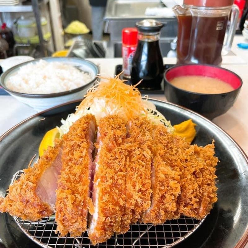 リブロースとんかつ定食(まるやま)