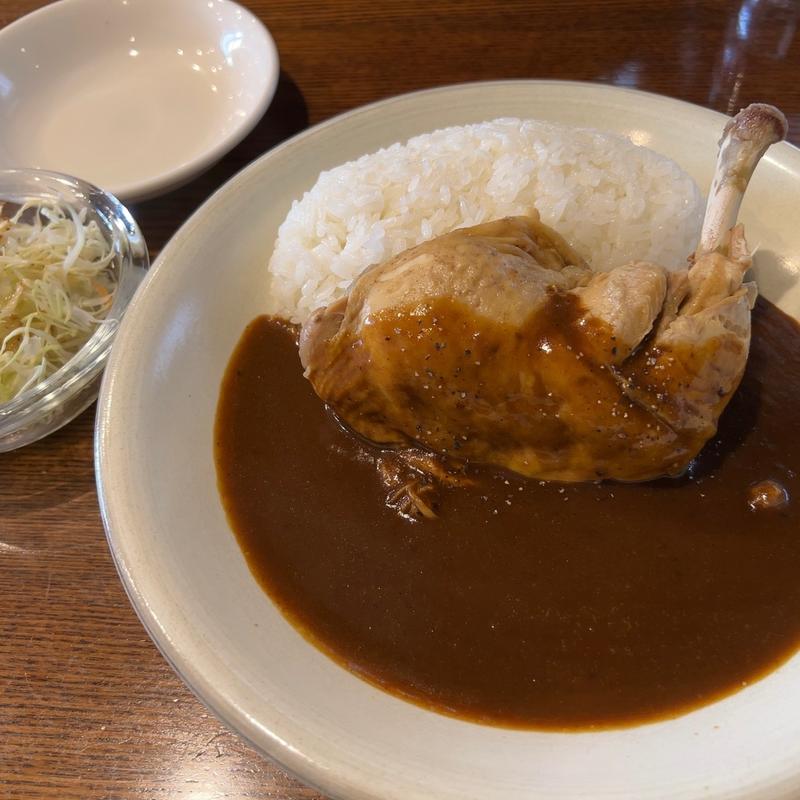 1日5食限定　あたりどり骨つきモモ煮込みカレー(カレーショップ マルル)