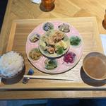 一汁ハ菜定食