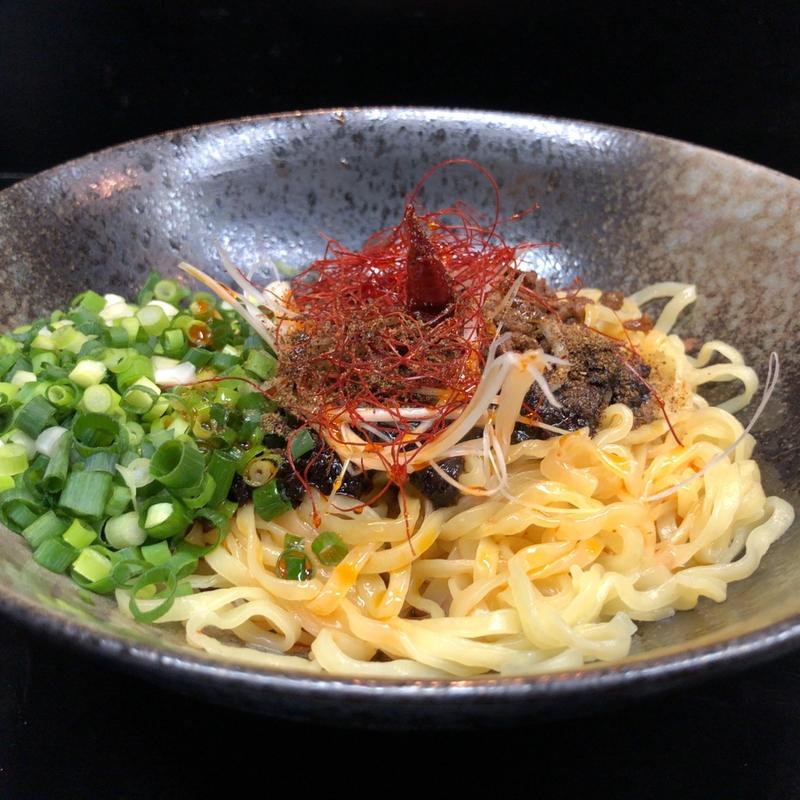汁なし担々麺　辛(汁なし担々麺 ちりちり)