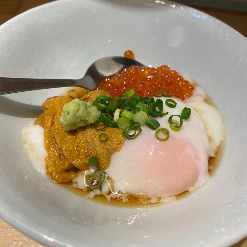 うにいくらたまごちゃん(立喰すしアメ横二郎)