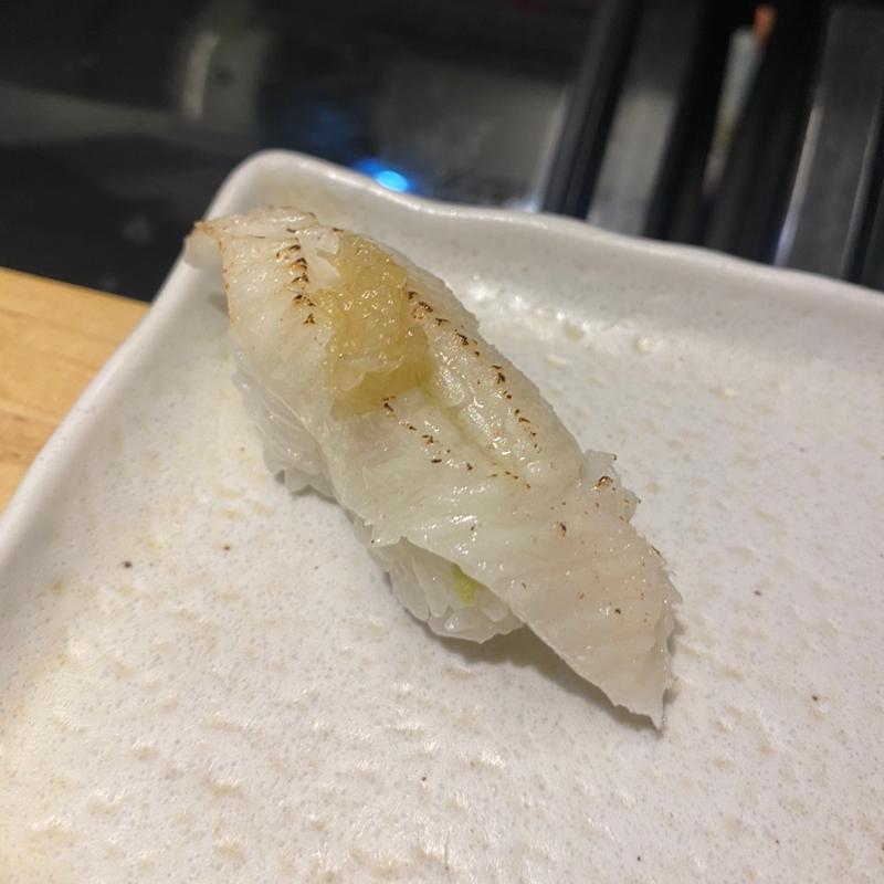 炙りエンガワ(立喰すしアメ横二郎)