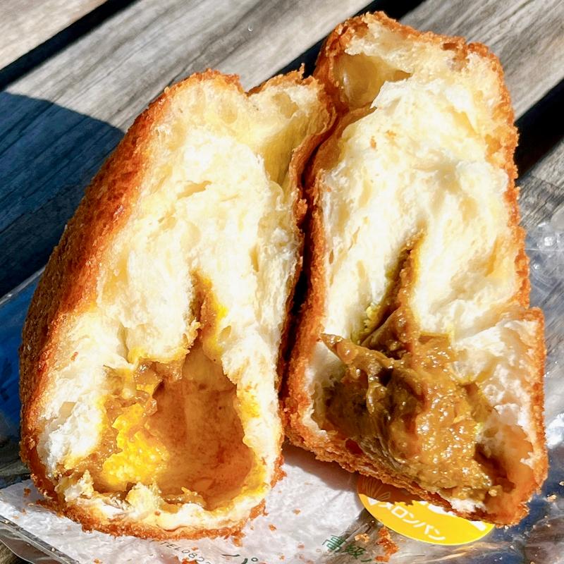 カレーフライ(メロンパン 本店)