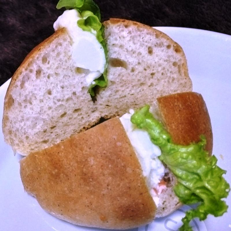 ミニコッペサンド（ポテト）(LOCAL BAKERY)