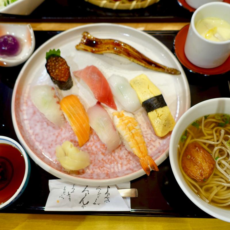 特上にぎり（温麺セット）(ふく福 伊集院店 （ふくふく）)