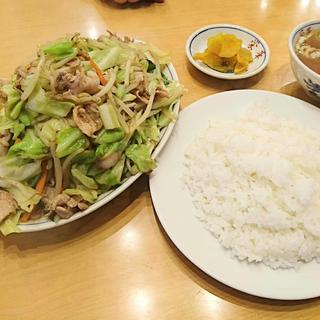 野菜炒め定食(栄華)