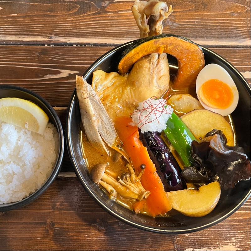 スープカレー　やわらかチキン(スープカレー奥芝商店 旭川亭)