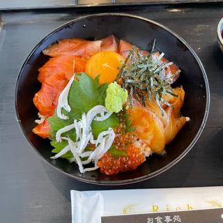 特上漬け丼(仙崎本丸)