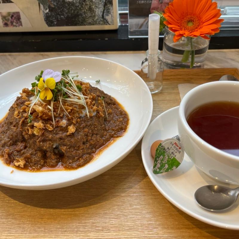 温玉ドライカレー(ローランズ原宿)