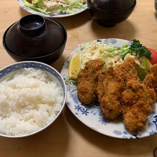 カキフライ定食(三州屋)