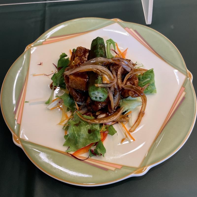 コース(菩提樹 （ボダイジュ）)