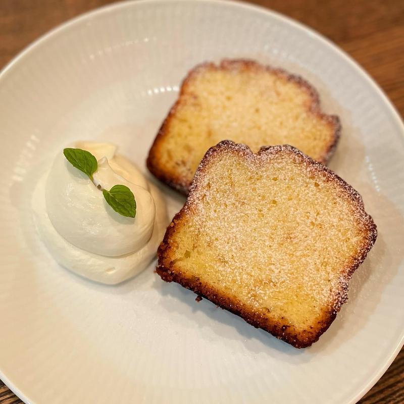 オリーブオイルとレモンのパウンドケーキ(CAFE FACON （カフェ ファソン）)