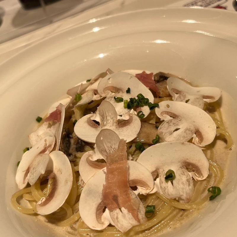 舟形マッシュルームのクリームパスタ(イル・ケェッチァーノ 吉川美南)