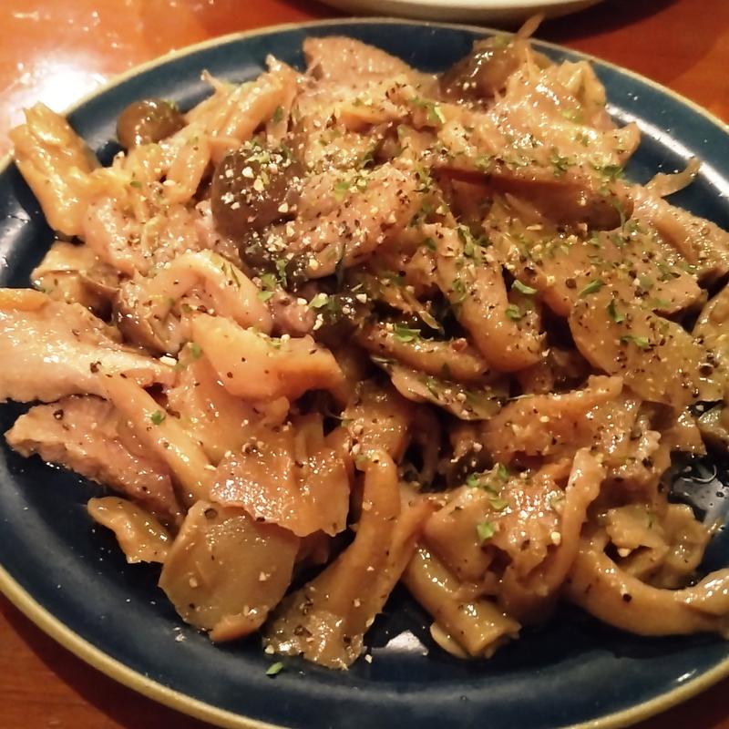 牛タンときのこのマリネ(ザ・グラフトン )