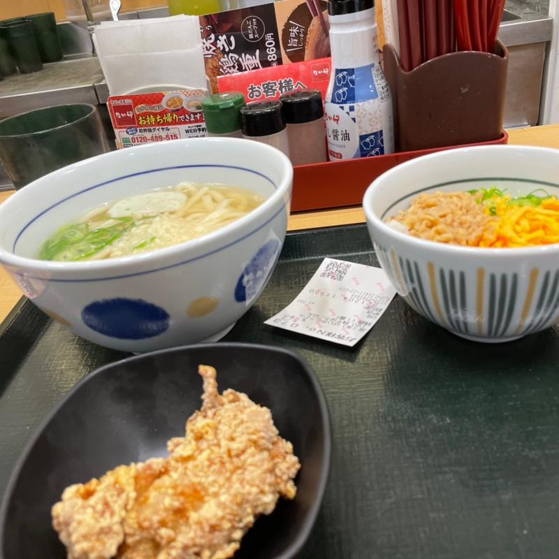 鷄そぼろ丼&はいからうどん(なか卯 神戸元町店 )