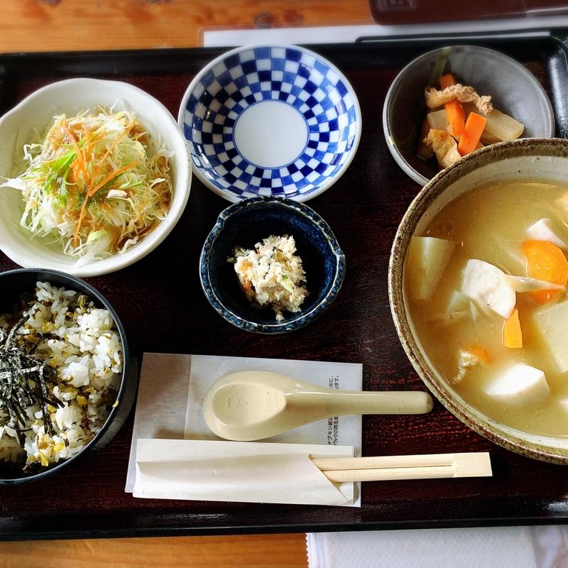 たかなめしだご汁定食(瀬の本農場 八菜家 （セノモトノウジョウ ヤサイヤ）)