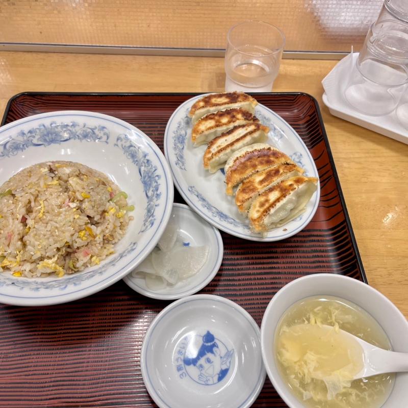 (ぎょうざの満洲 豊中駅前店)