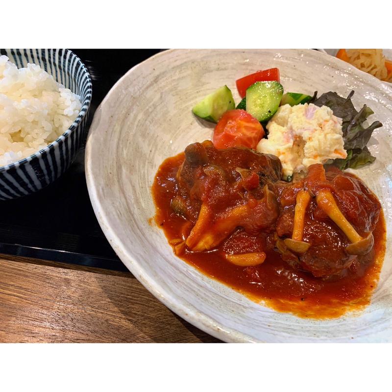 日替わり　ハンバーグランチ(家庭料理 おばんざい なゆな)