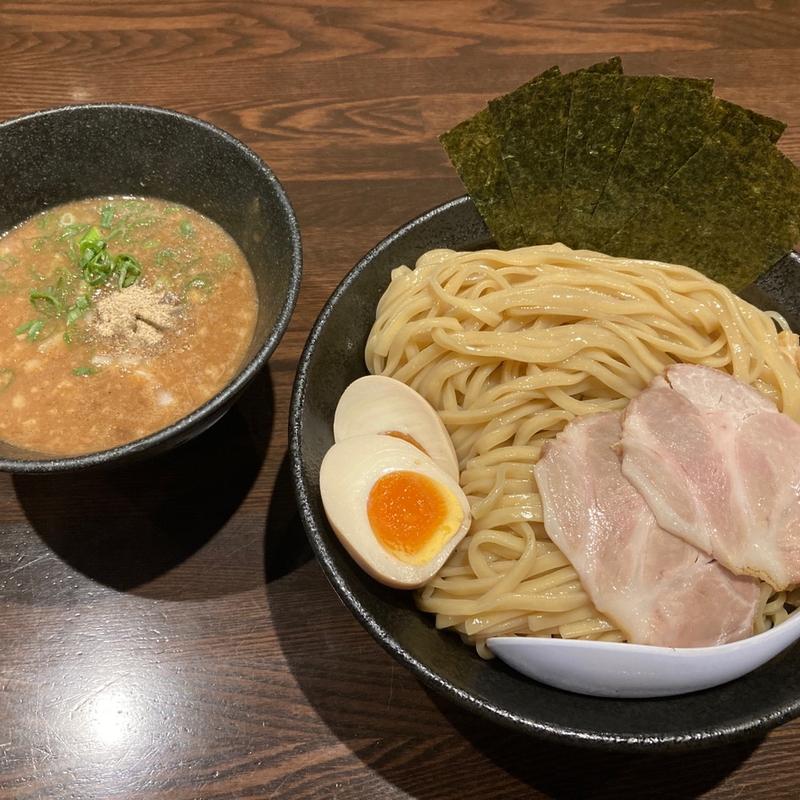 (煮干し中華そば 麺屋一禾)