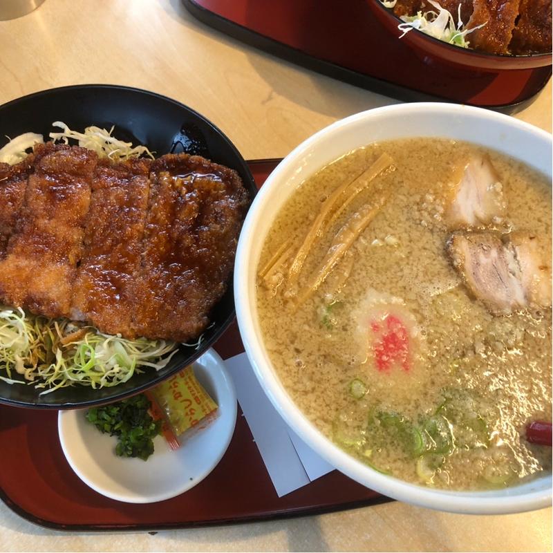 中華そばとミニ丼セットプラン　ミニソースカツ(めでたいや )