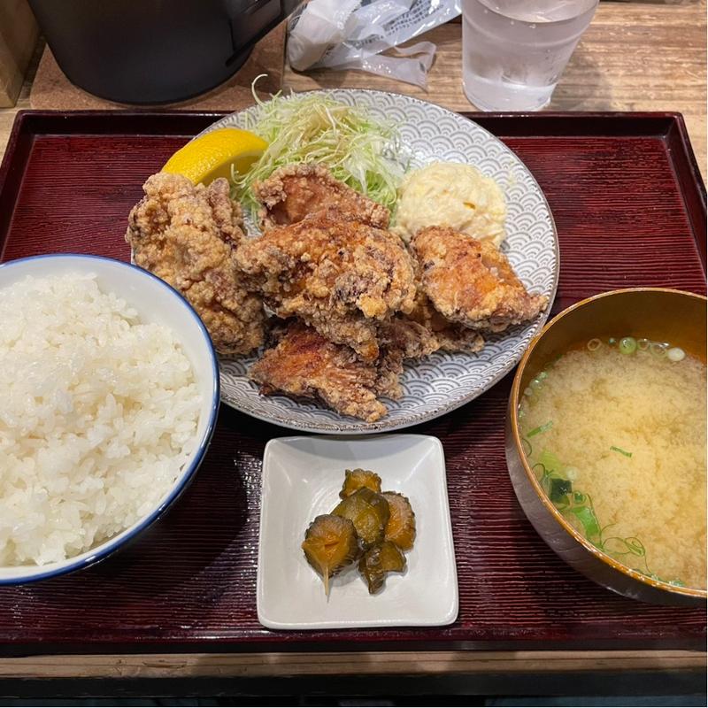 唐揚げ定食(太平洋酒場)