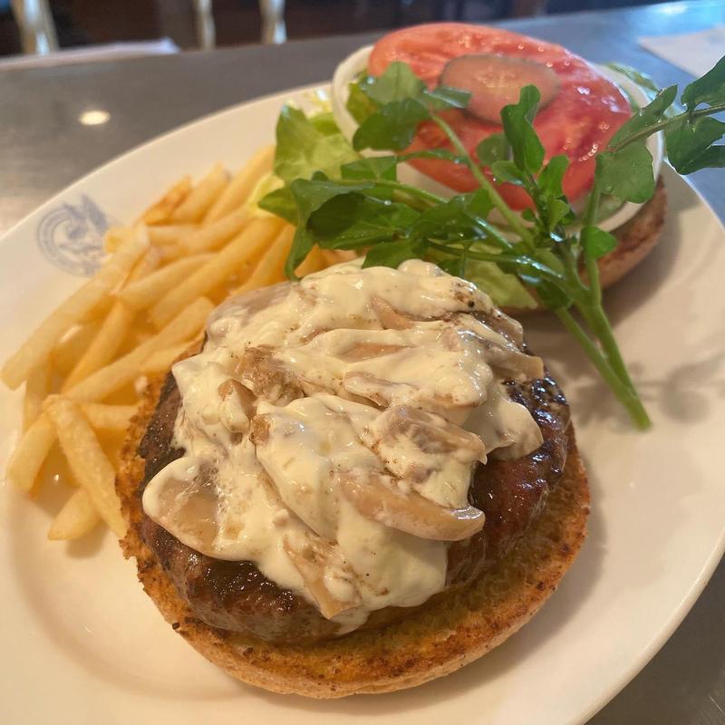 マッシュルームバーガー(ホームワークス 広尾店 （Homework's）)