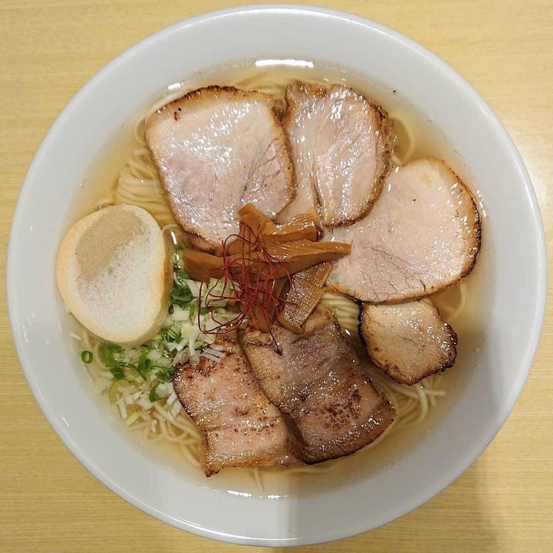 ラーメン 大盛り チャーシュー増し(函館塩ラーメン 五稜郭 （ゴリョウカク）)