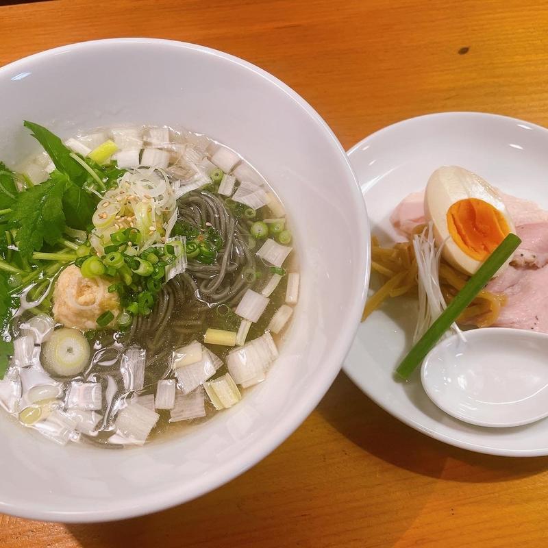 あら炊き鮮魚ラーメン(鮨・割烹のはら)
