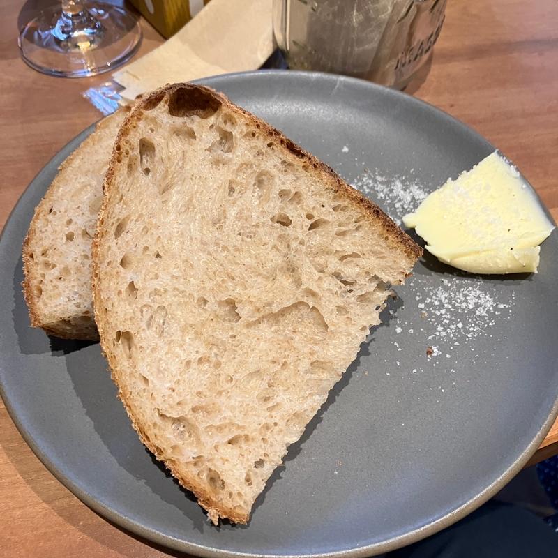 焼きたてパン(パークレットベーカリー)