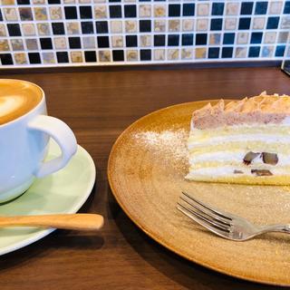 カフェラテ　厚保栗のショートケーキ(シモンズコーヒー)