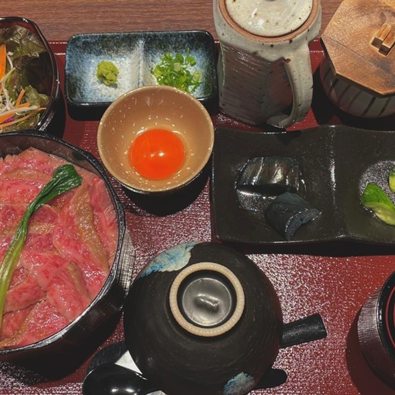 飛騨牛ひつまぶし(和牛焼肉 はな縁)