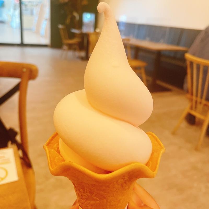 ソフトクリーム(cherry cafe chouchou（チェリーカフェシュシュ）)