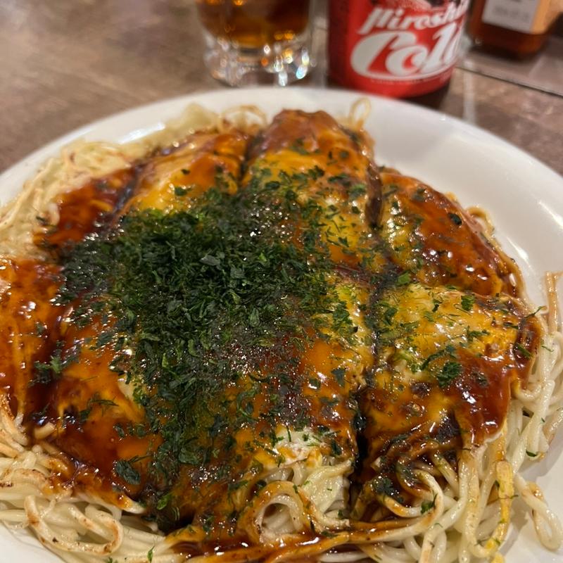 そば肉玉＋チーズ(みっちゃん総本店 八丁堀店 )